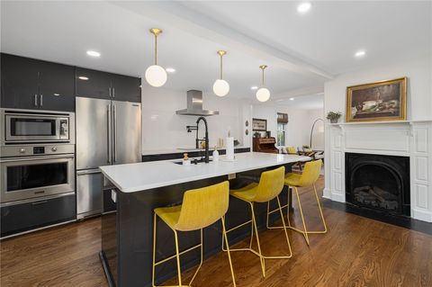 23 Mt. Vernon Street Newport RI 02840