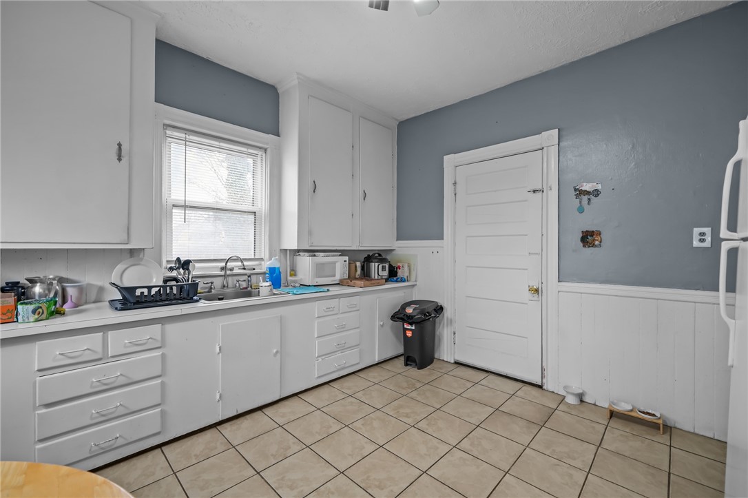 238 Pawtucket Avenue