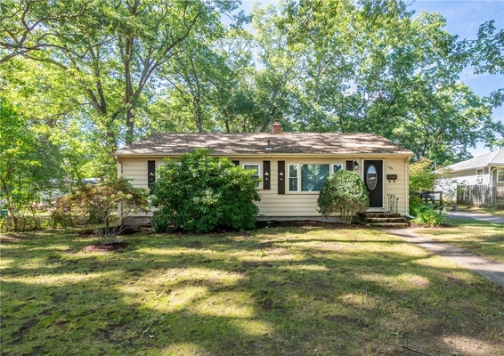 133 INMAN AVE, WARWICK, RI 02886 - Image c411b34e80fb5df3b3bcaaeb13948ca8/3827255253