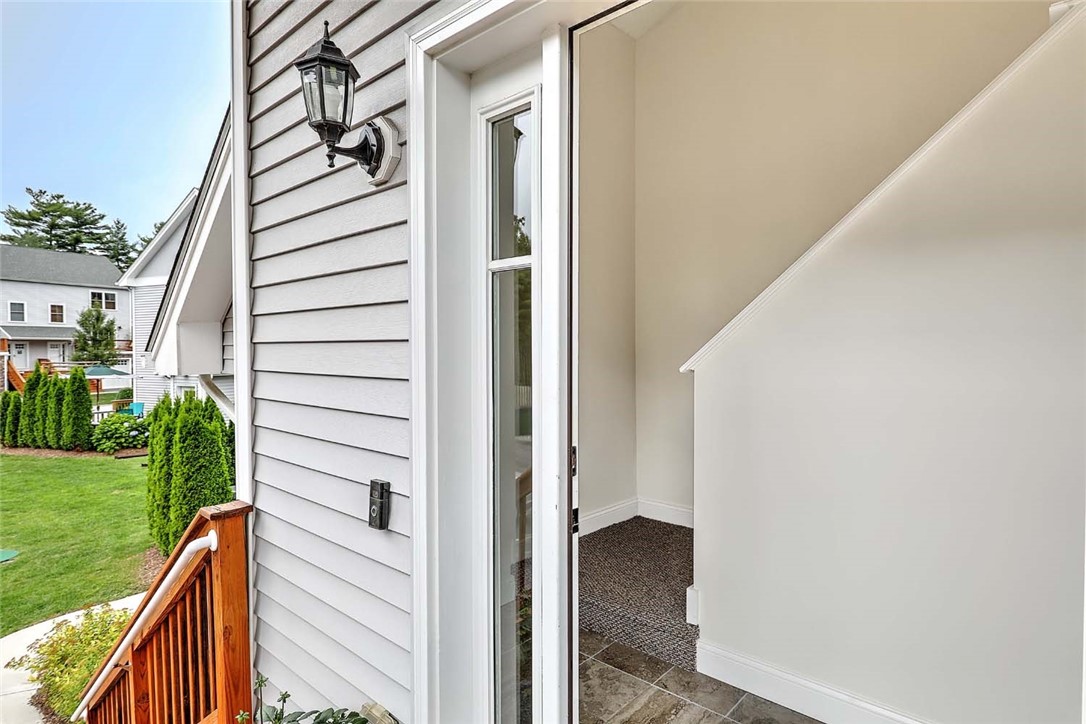 8 Jupiter Lane B