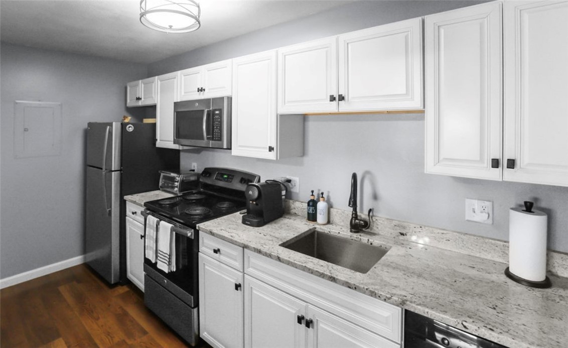 200 Manville Hill Road 126