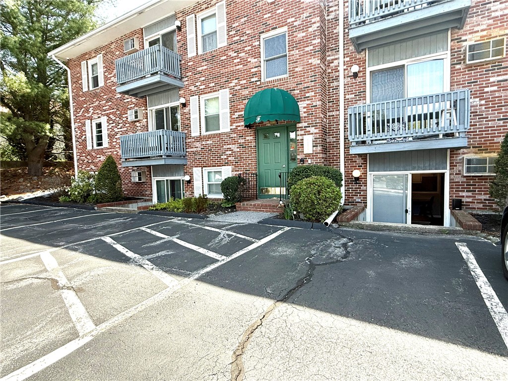 200 Manville Hill Road 126