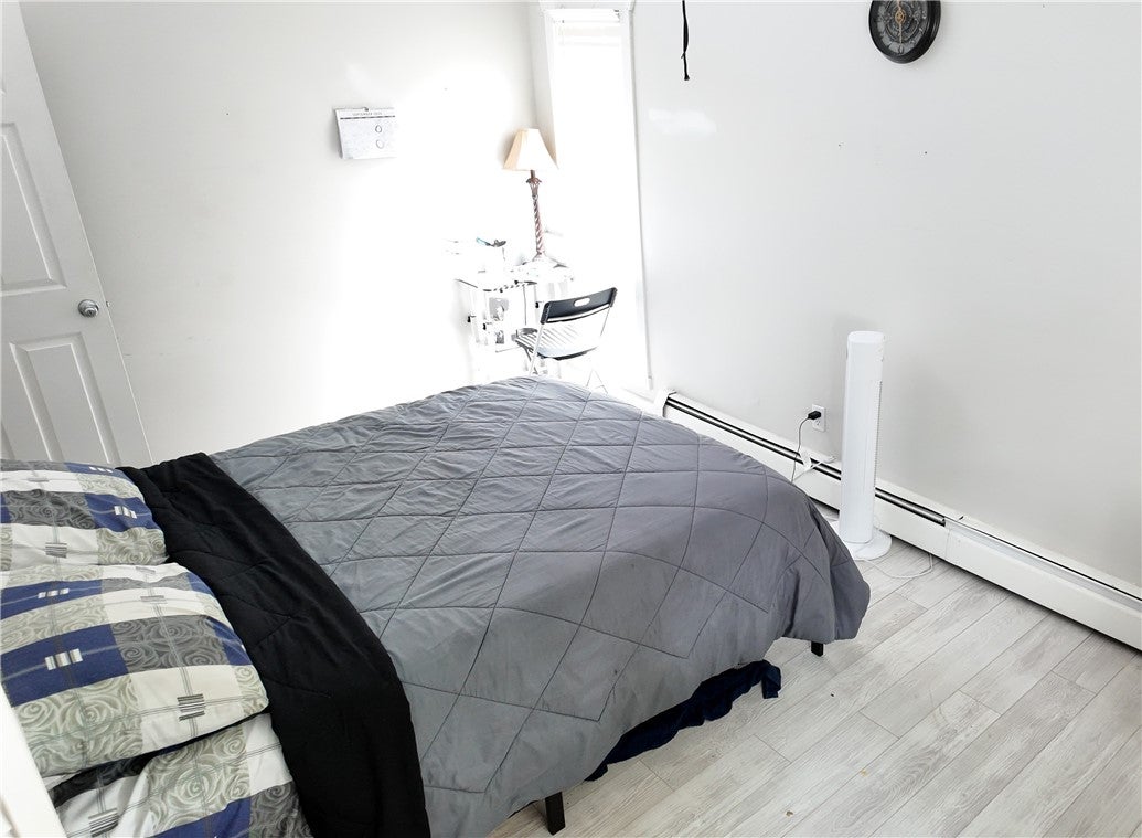8 Bicentennial Way