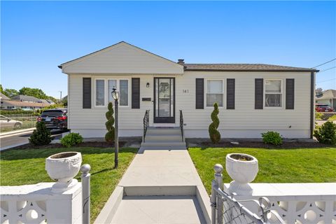 141 Woodward Avenue East Providence RI 02914