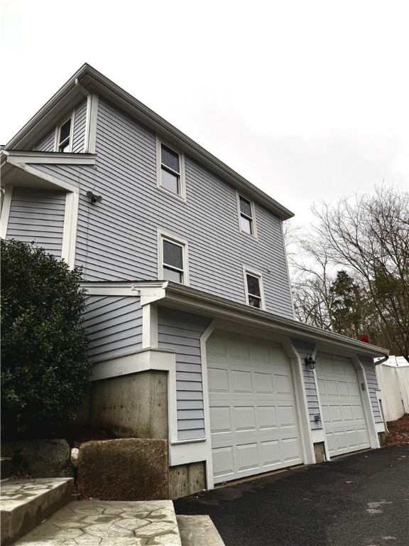2 Cedar Forest Road