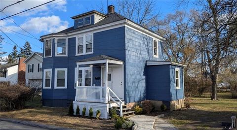 74 Pontiac Street Warwick RI 02886