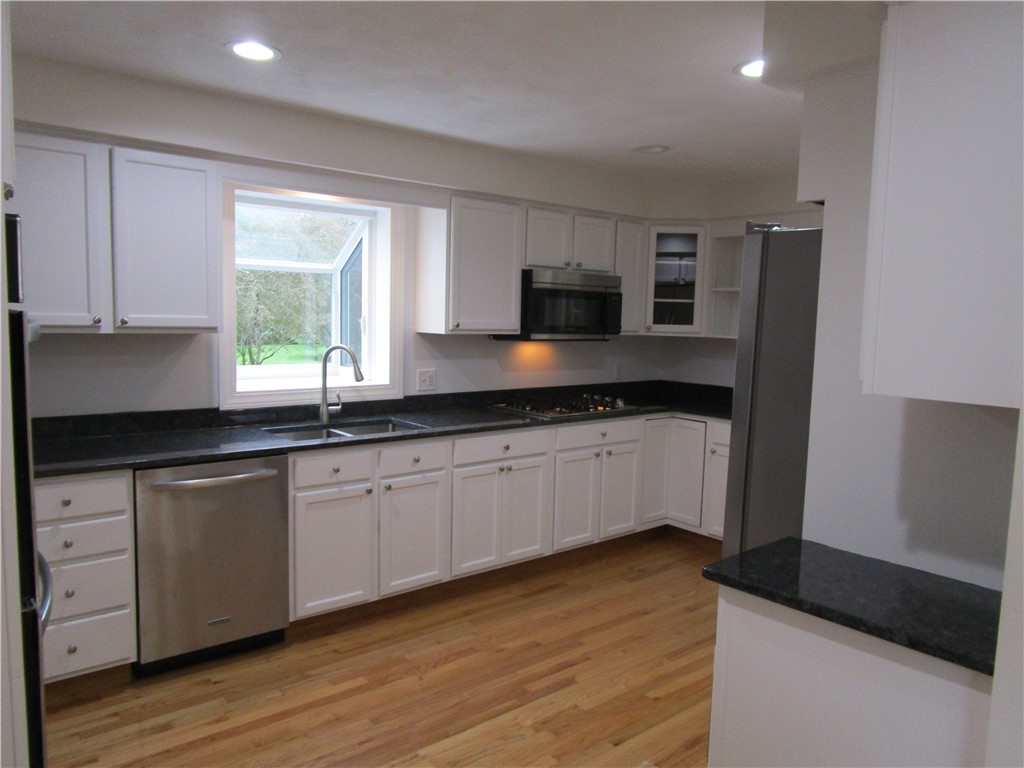 524 Middle Road