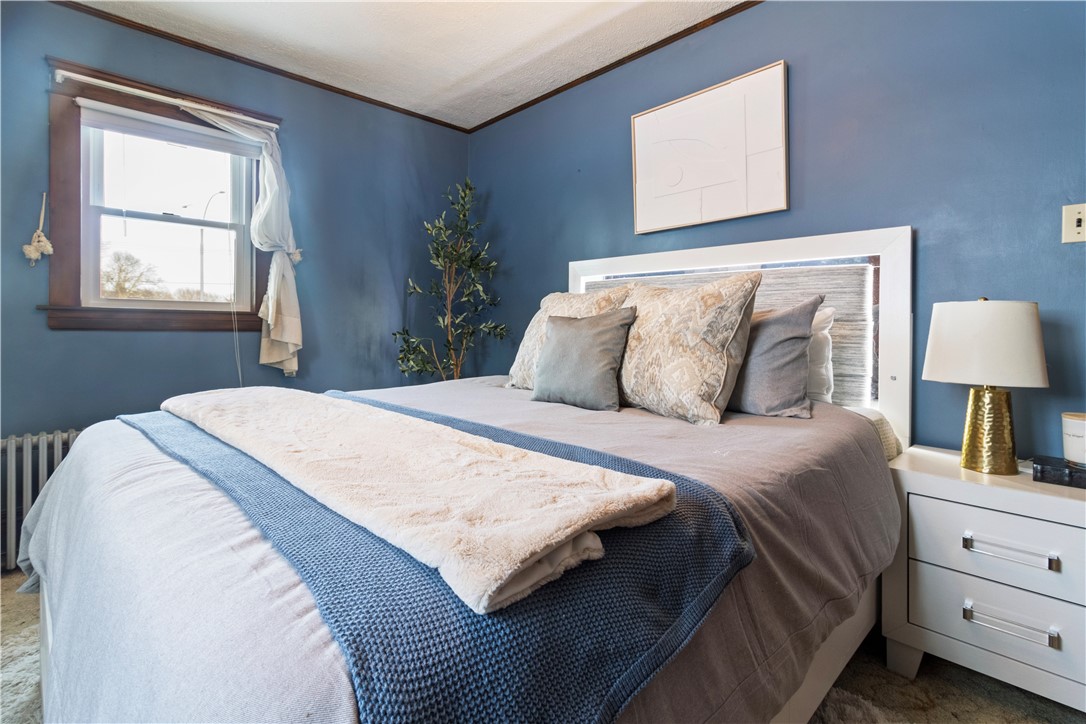 885 Eddie Dowling Highway