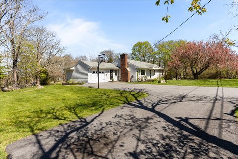 386 Stone Church Road Tiverton RI 02878