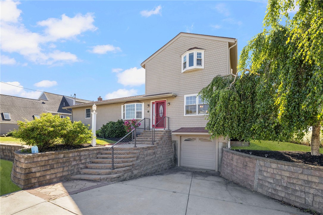 3 Larch Avenue