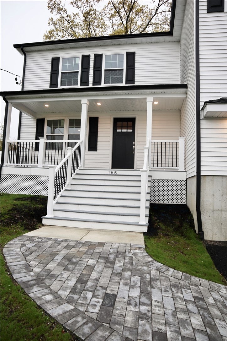 165 Glendale Avenue
