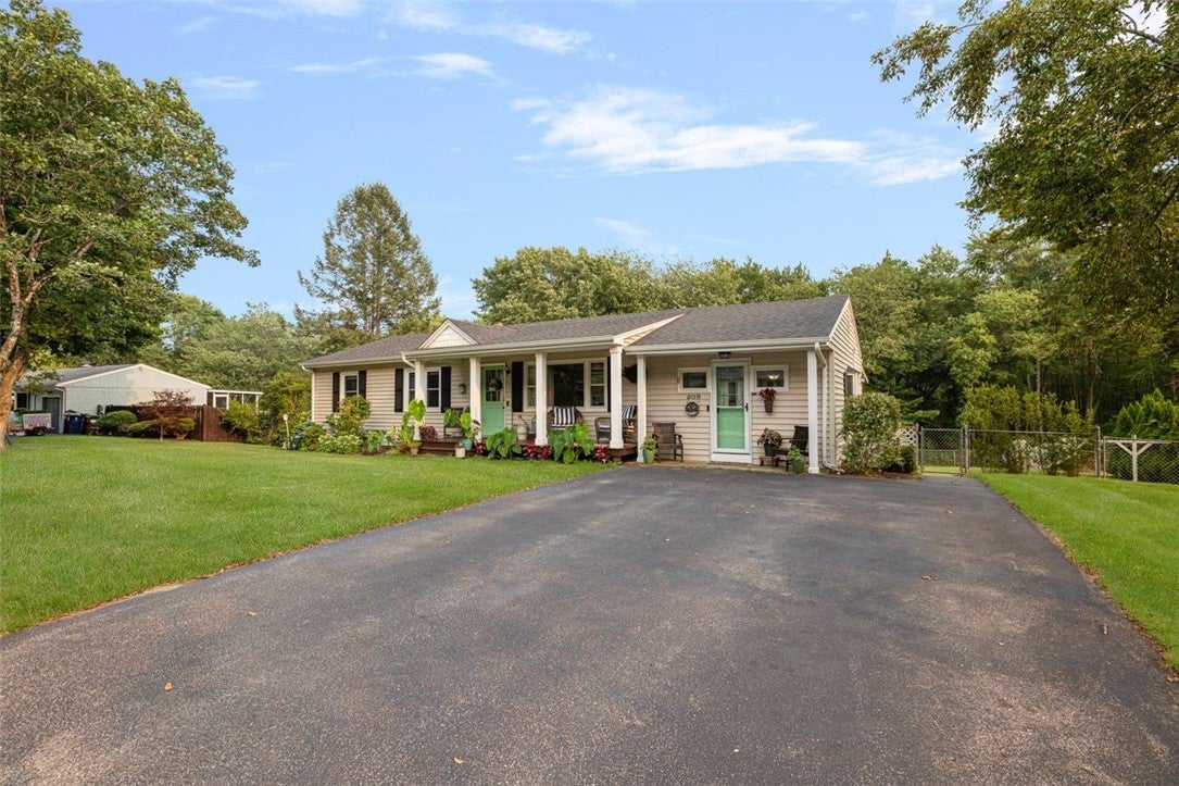 209 Dahlia Drive
