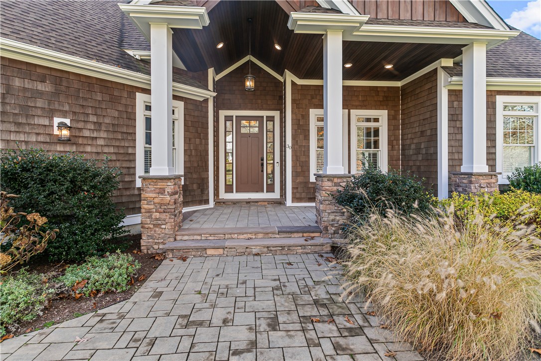 30 Heron Way