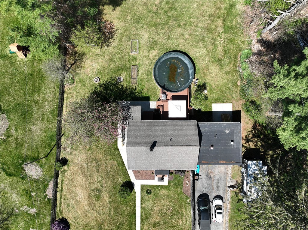 802 Round Top Road