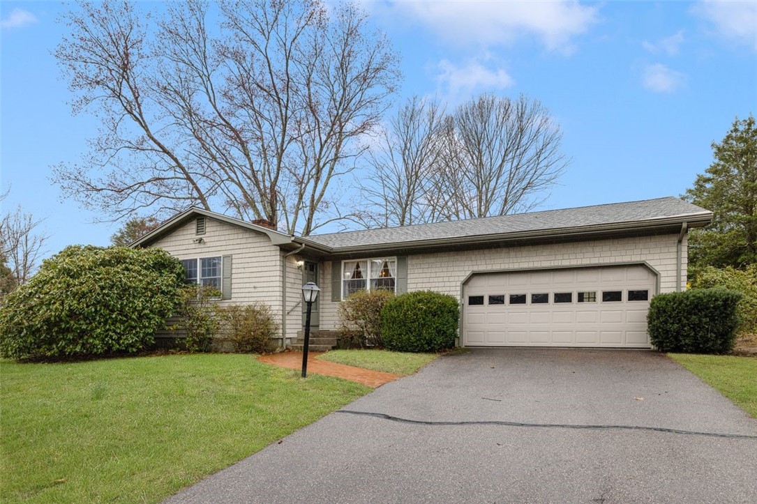 4 Tanglewood Trail