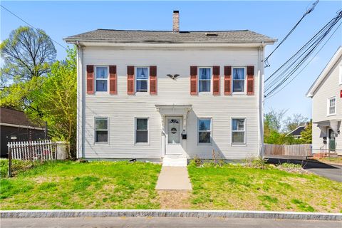 110 Pleasant Street Lincoln RI 02865