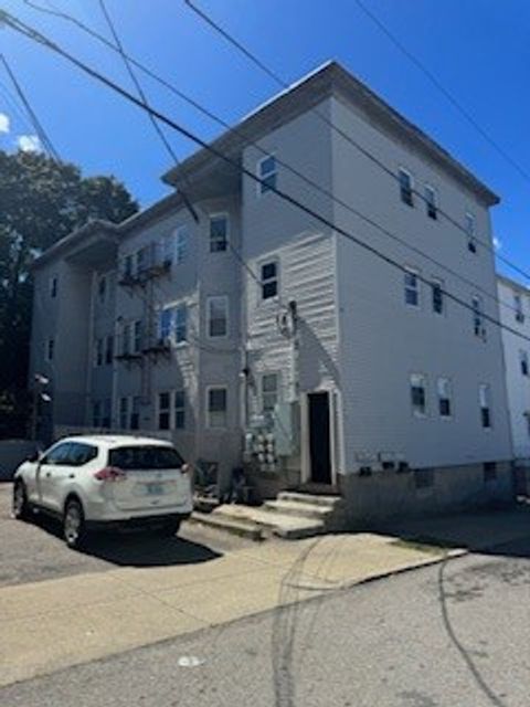 10 Barnes Street 12 Pawtucket RI 02860