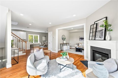 4 Old County Village Road B Smithfield RI 02917