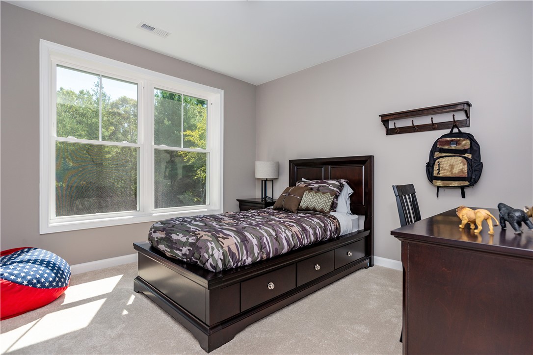 Coventry, Rhode Island 02816, United States, 4 Bedrooms Bedrooms, ,3 BathroomsBathrooms,Residential,Active,200998