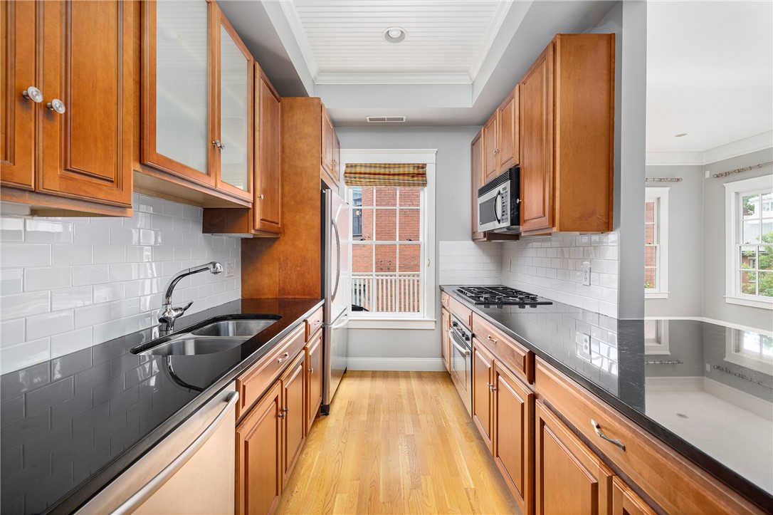 279 Benefit Street 3
