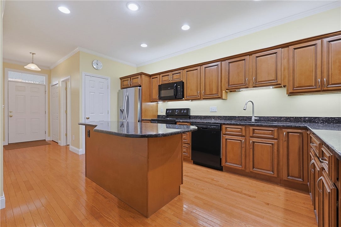 164 Bear Hill Road 10