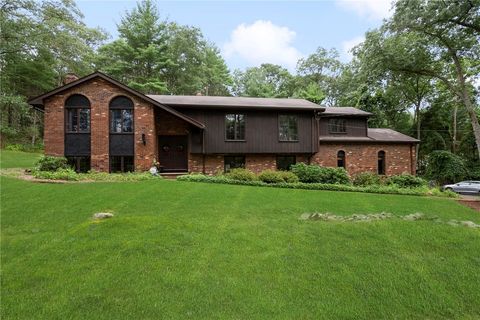 28 Weaver Hill Road West Greenwich RI 02817