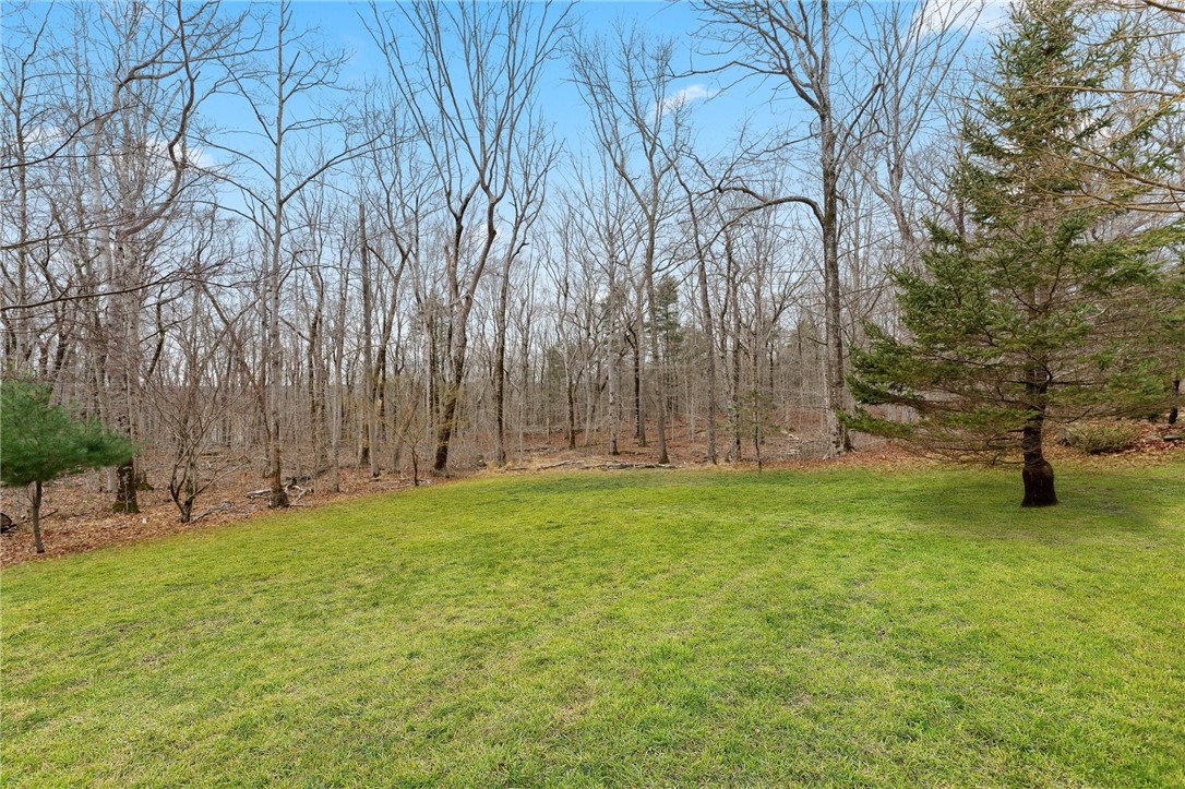 Richmond, Rhode Island 02892, United States, 3 Bedrooms Bedrooms, ,2 BathroomsBathrooms,Residential,Pending,200597