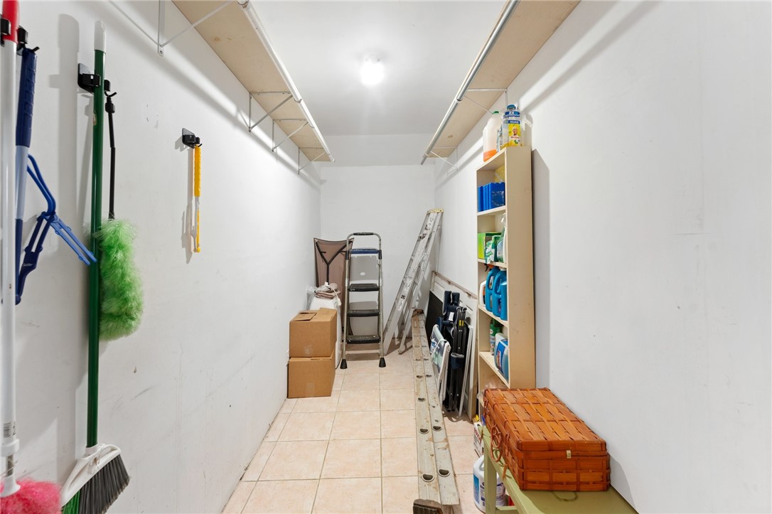 Richmond, Rhode Island 02892, United States, 3 Bedrooms Bedrooms, ,2 BathroomsBathrooms,Residential,Pending,200597