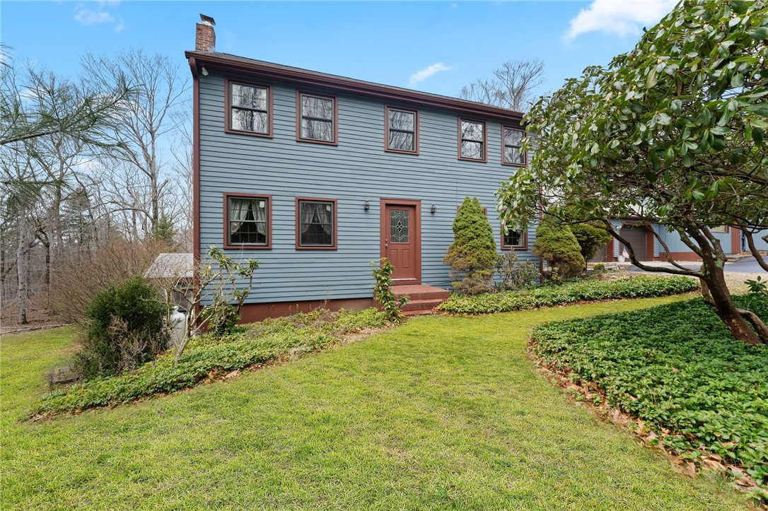 Richmond, Rhode Island 02892, United States, 3 Bedrooms Bedrooms, ,2 BathroomsBathrooms,Residential,Pending,200597