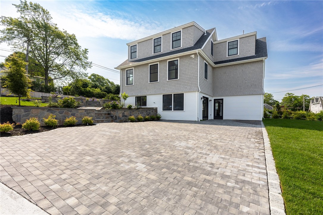 35 Coggeshall Avenue