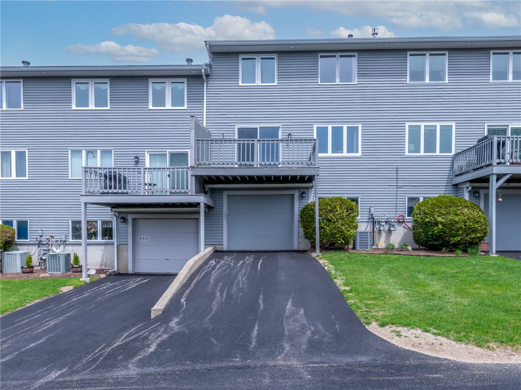 40 Waterview Drive B
