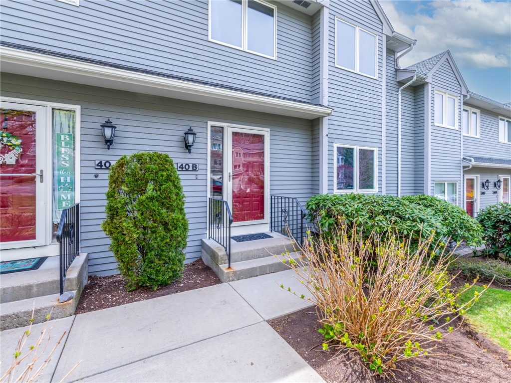 40 Waterview Drive B
