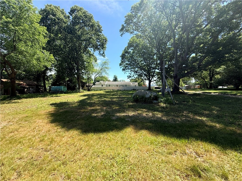 0 Alice Avenue