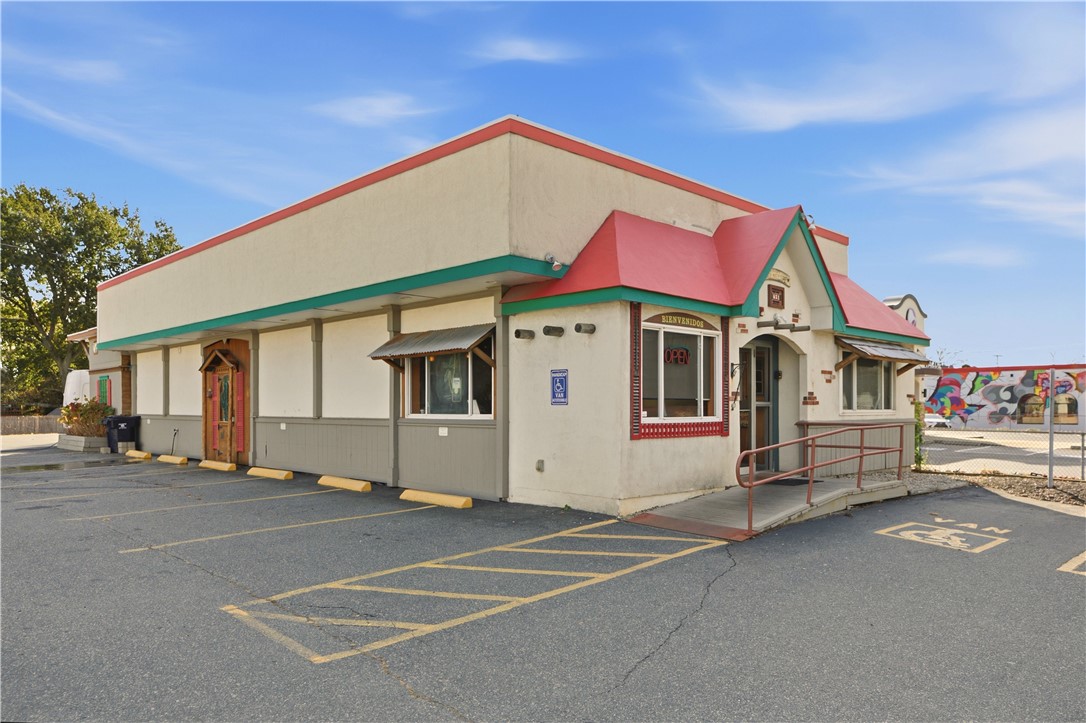 651 West Main Road 659