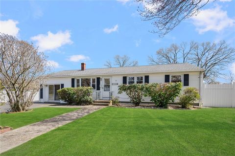 Single Family Residence in Cranston RI 150 East Street.jpg