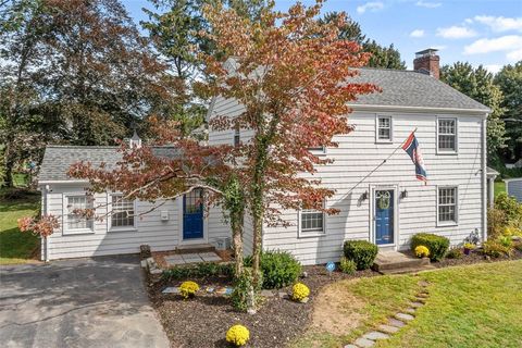 15 Stanhope Drive Barrington RI 02806