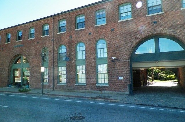 521 South Water Street 115