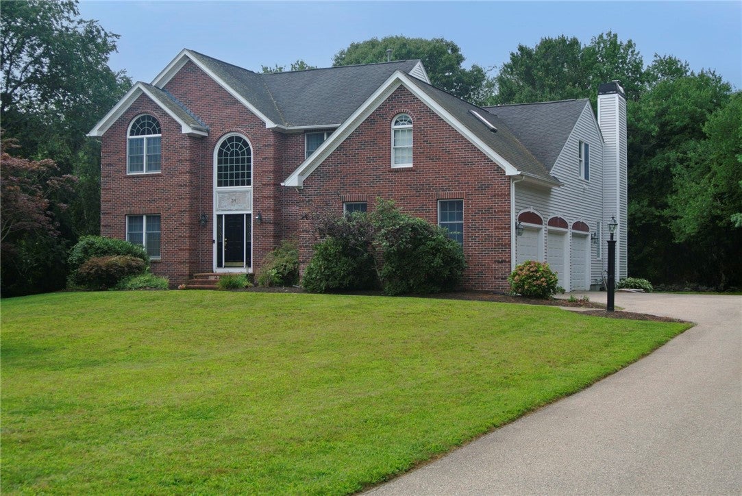 31 Rolling Meadow Way