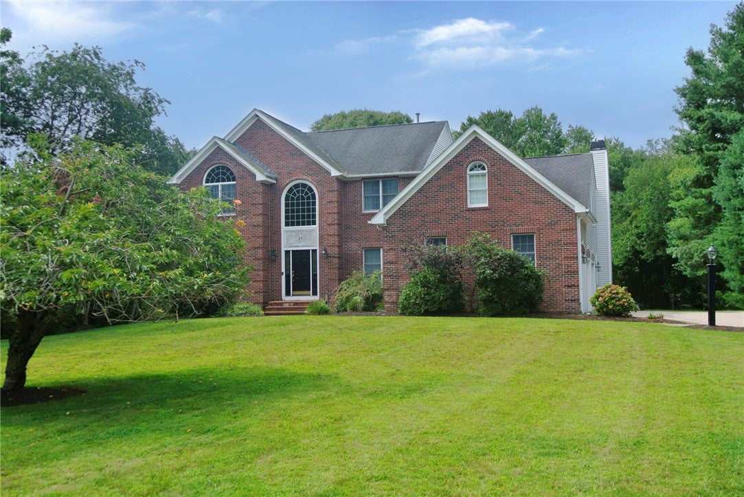 31 Rolling Meadow Way