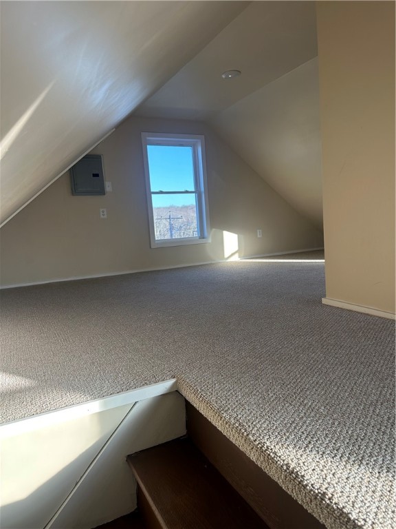 Westerly, Rhode Island 02891, United States, 2 Bedrooms Bedrooms, ,1 BathroomBathrooms,Residential,Active,257640