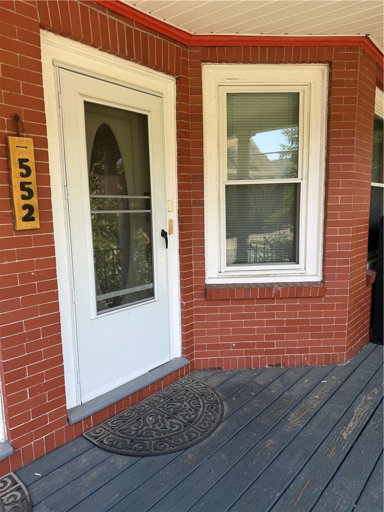 552 Hope Street 1
