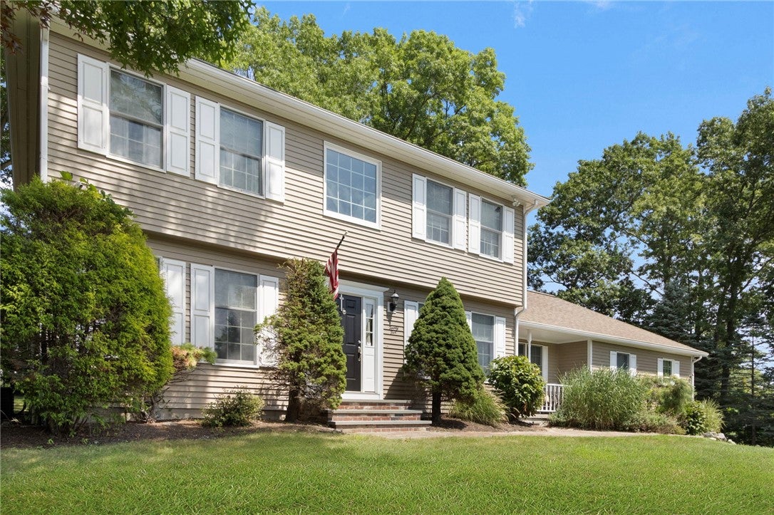 25 Factory Pond Circle