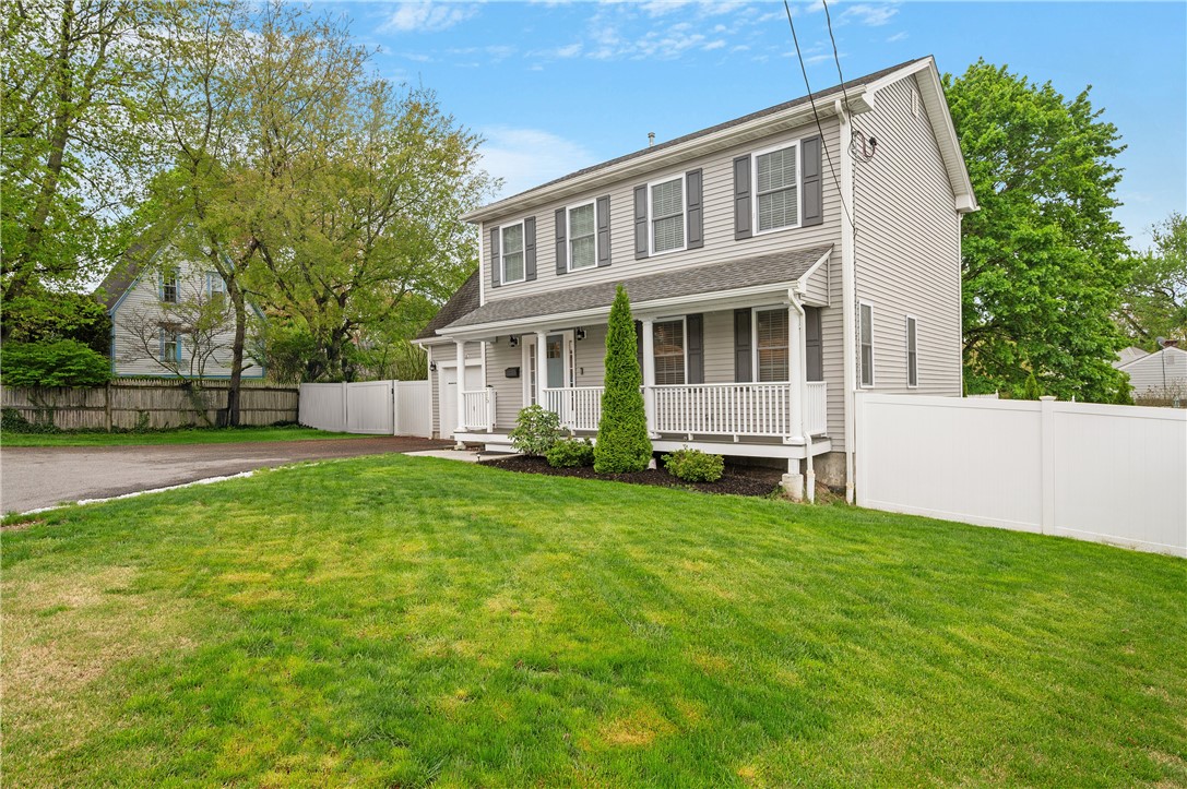 15 Willett Avenue