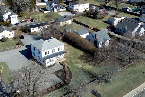 460 470 East Main Road Middletown RI 02842