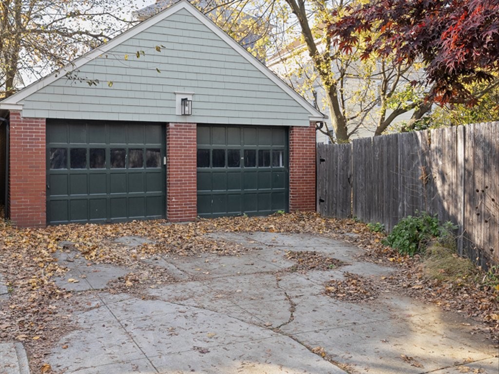 642 Pleasant Valley Parkway