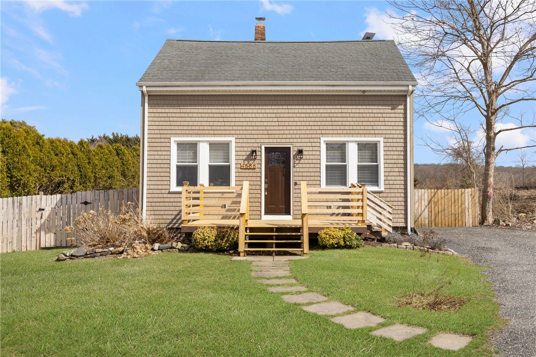 4588 Main Road