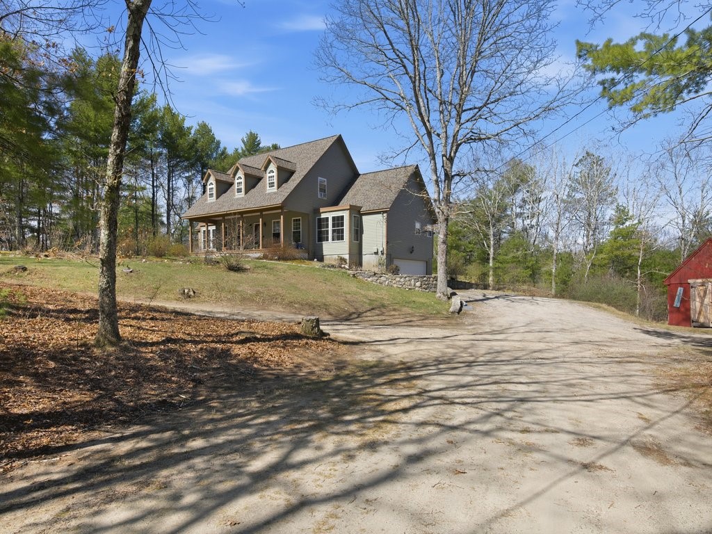272 Nicholas Road