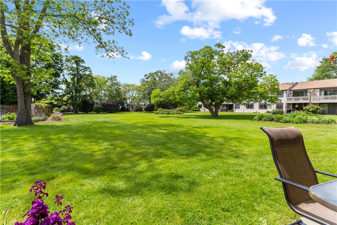 30 Sweet Meadow Court 15
