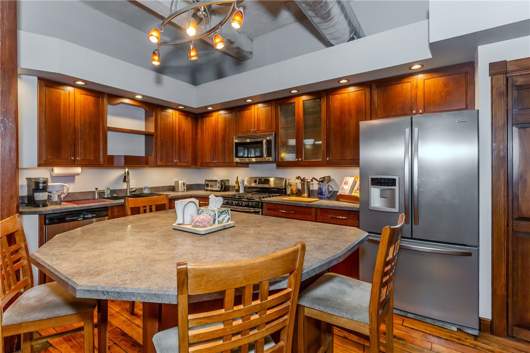 404 Roosevelt Avenue 204G