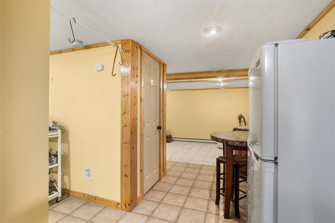 Sterling, Connecticut 06377, United States, 2 Bedrooms Bedrooms, ,1 BathroomBathrooms,Residential,Active,174329